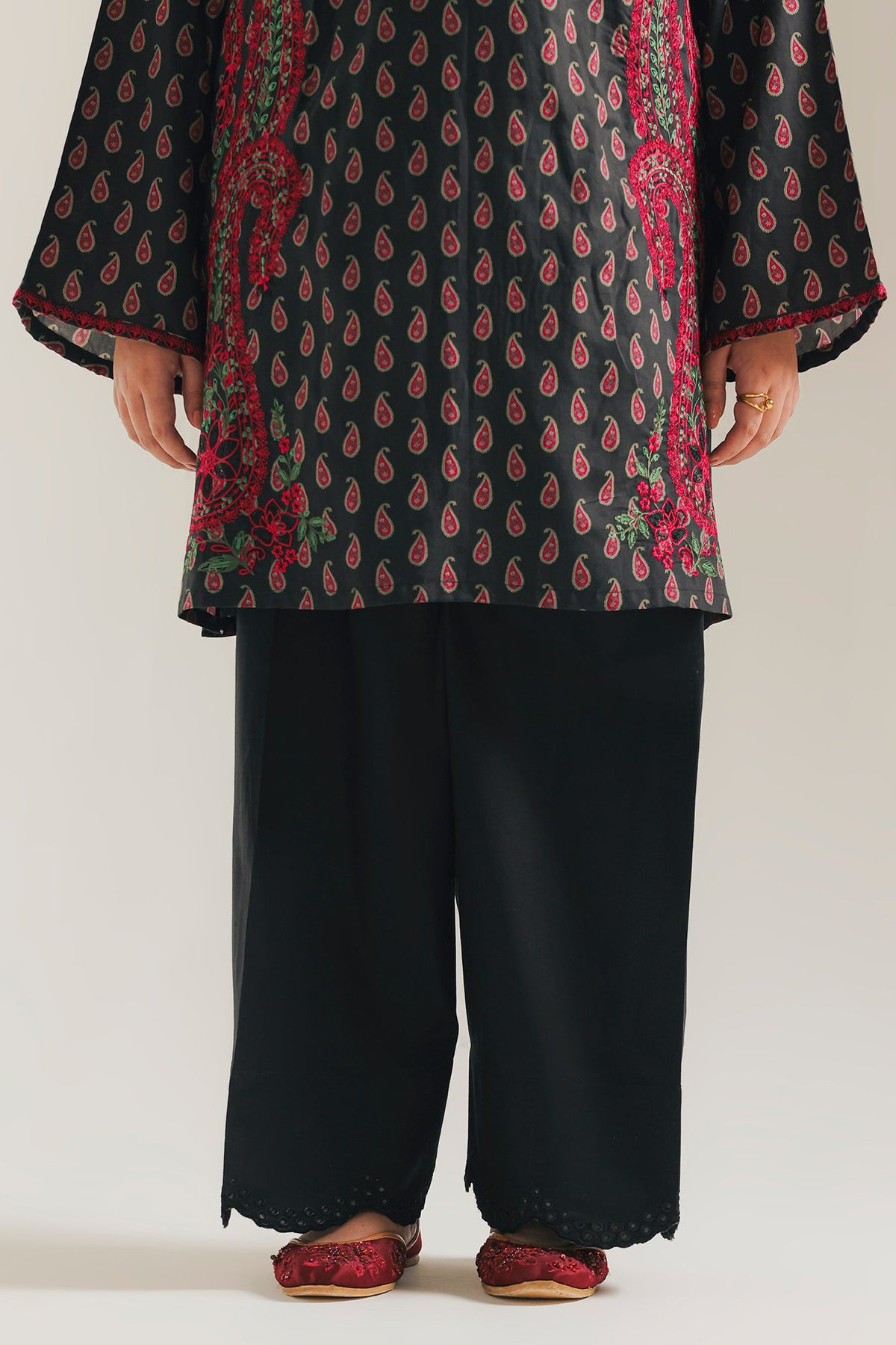 SHALWAR (E9585-102-902)