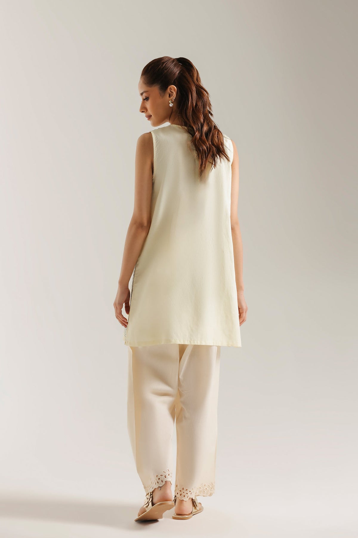 EMBROIDERED KURTI (E9600-102-115)