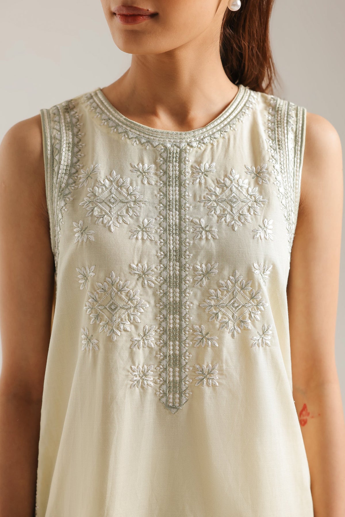 EMBROIDERED KURTI (E9600-102-115)