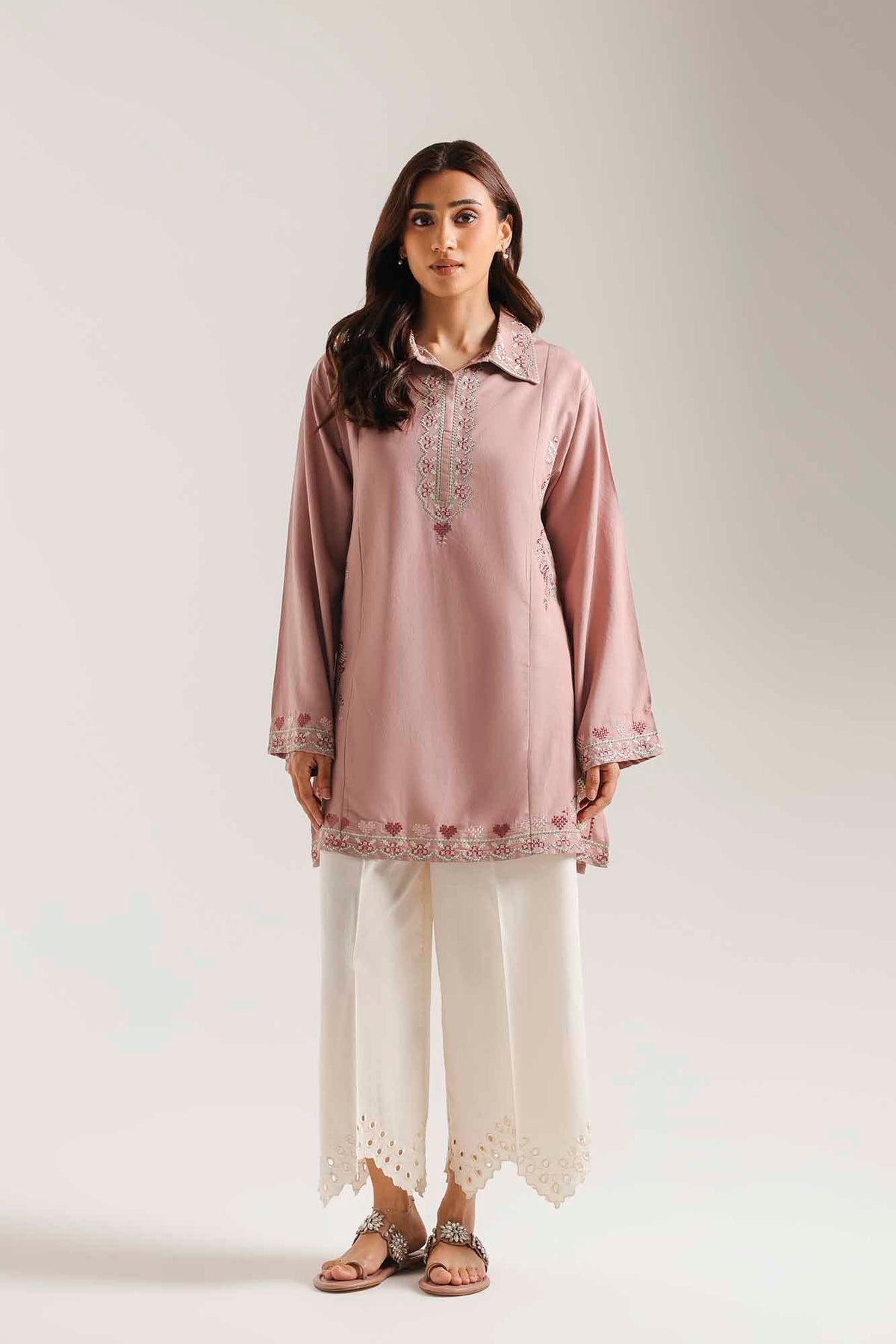 EMBROIDERED KURTI (E9605-102-527)