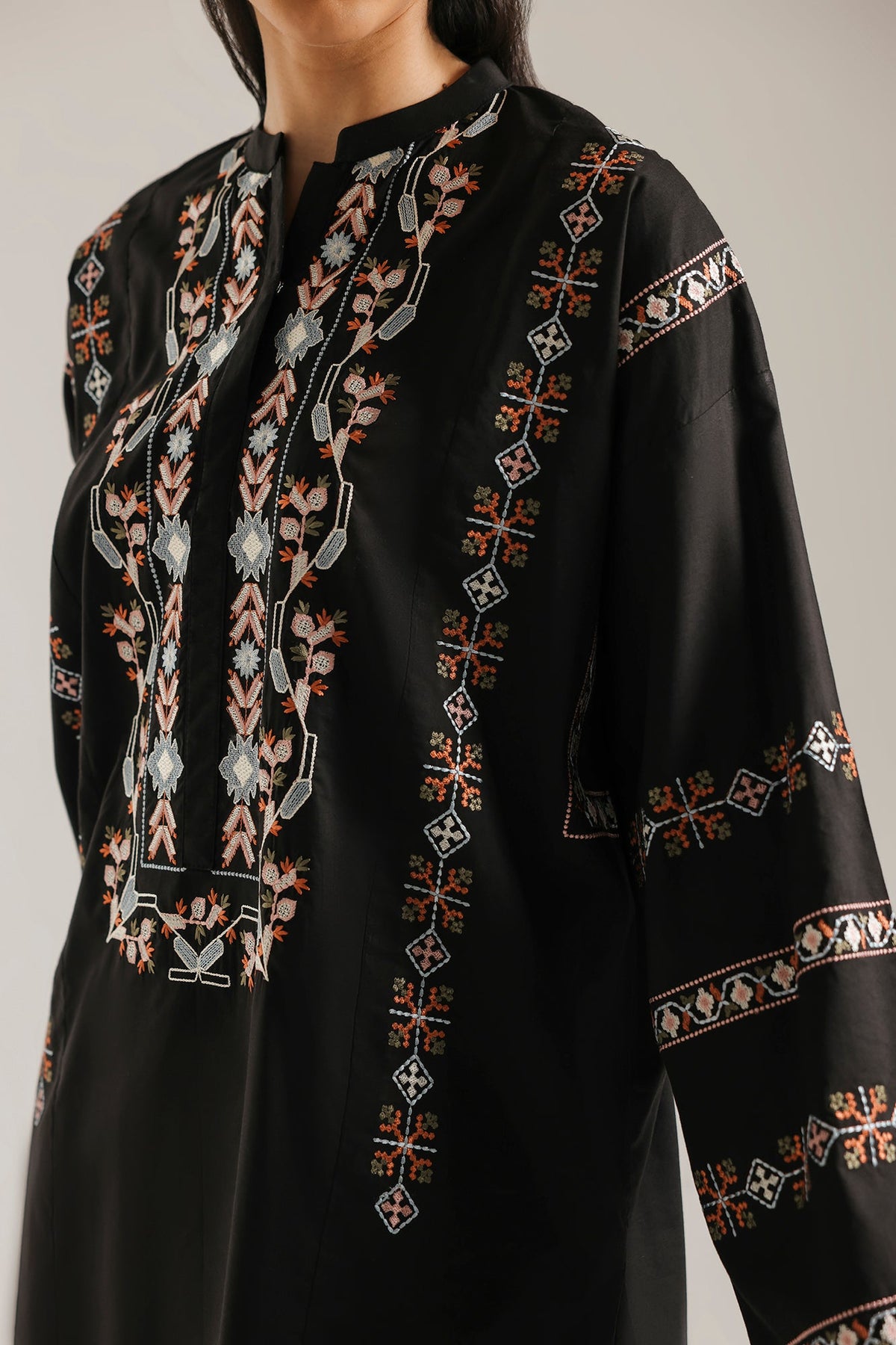 EMBROIDERED KURTI (E9609-102-902)