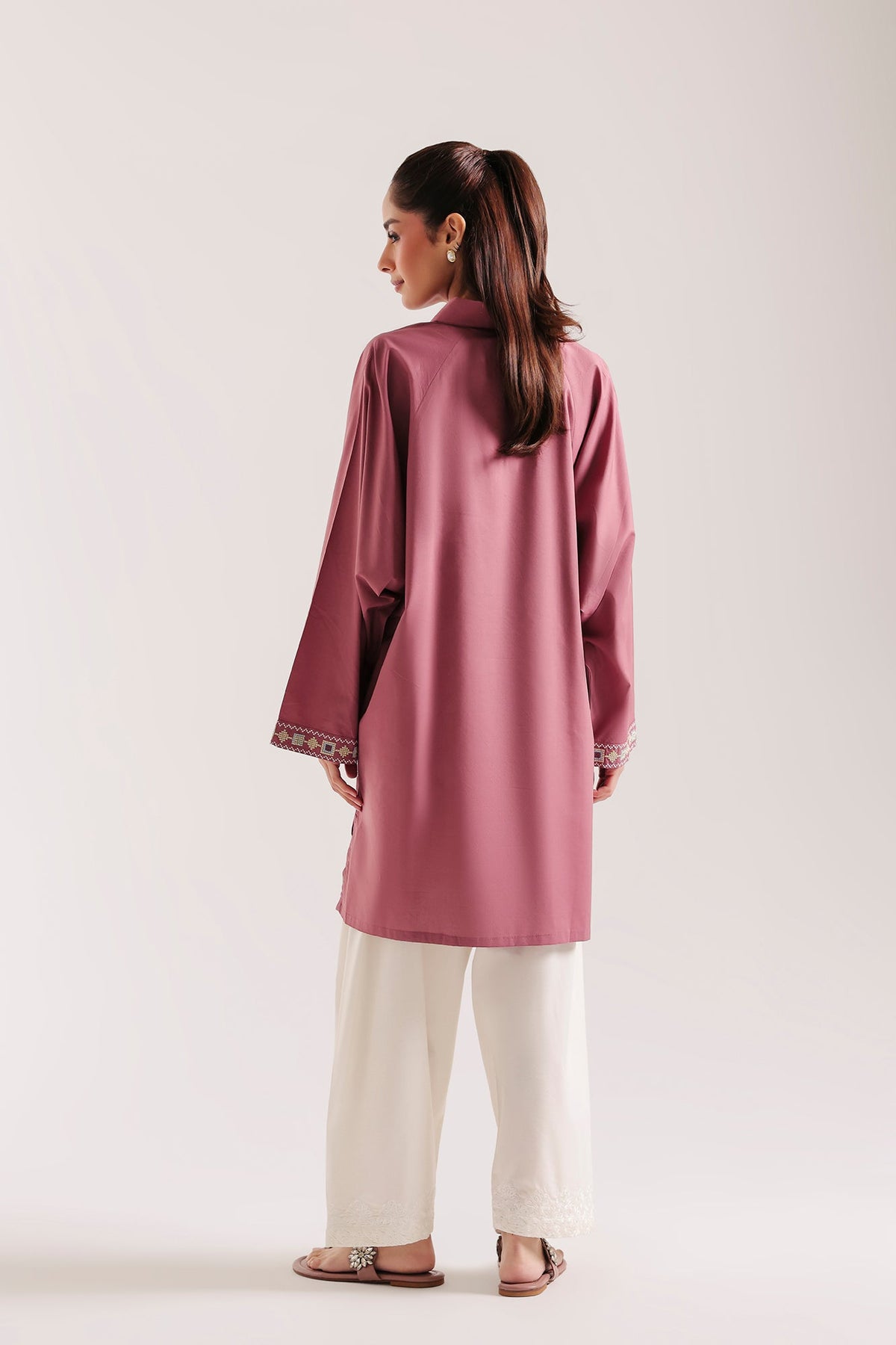 EMBROIDERED KURTI (E9611-102-527)