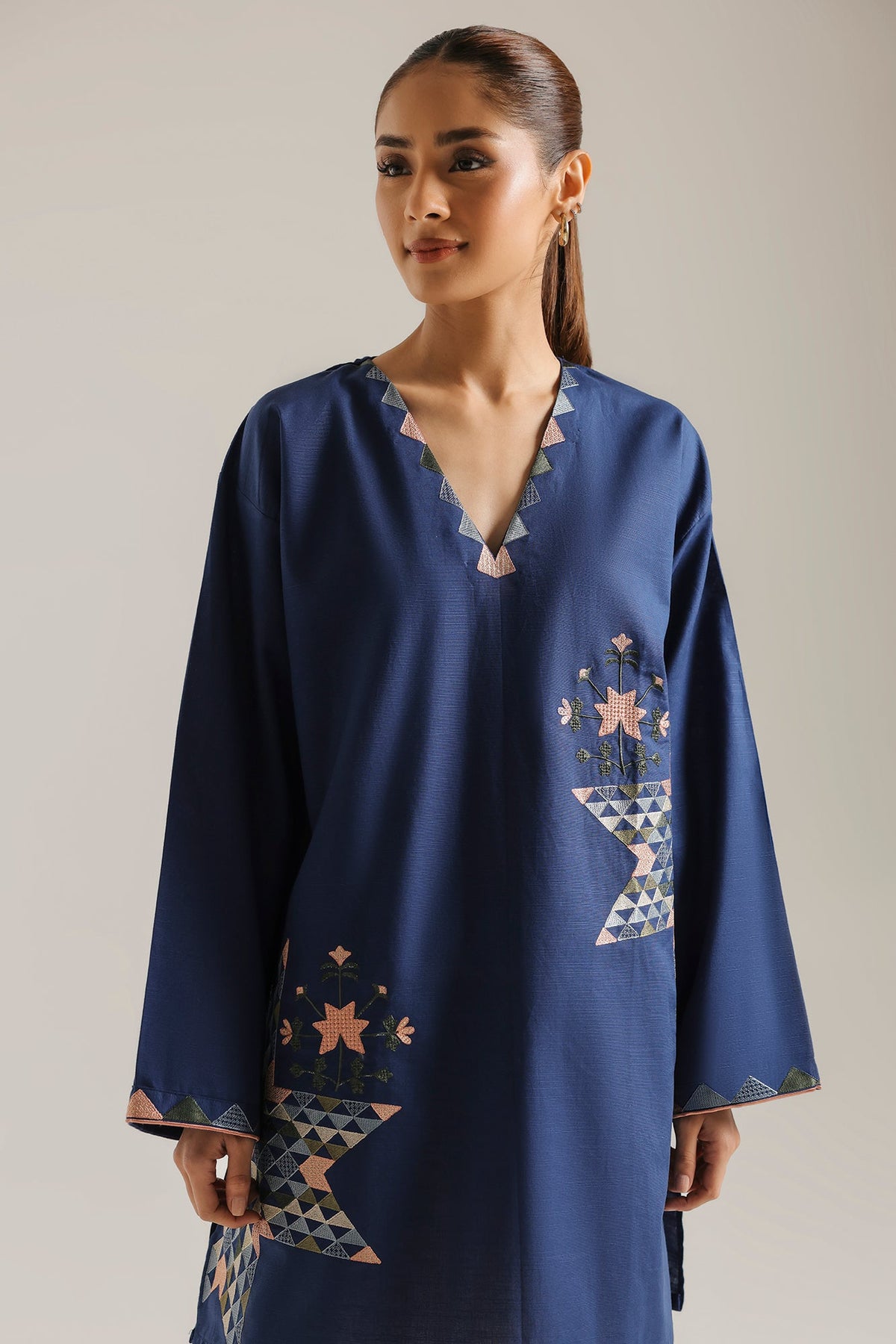 EMBROIDERED KURTI (E9696-102-619)