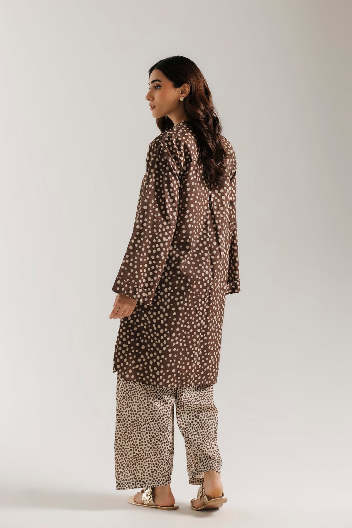 EMBROIDERED SUIT (E9798-102-803)