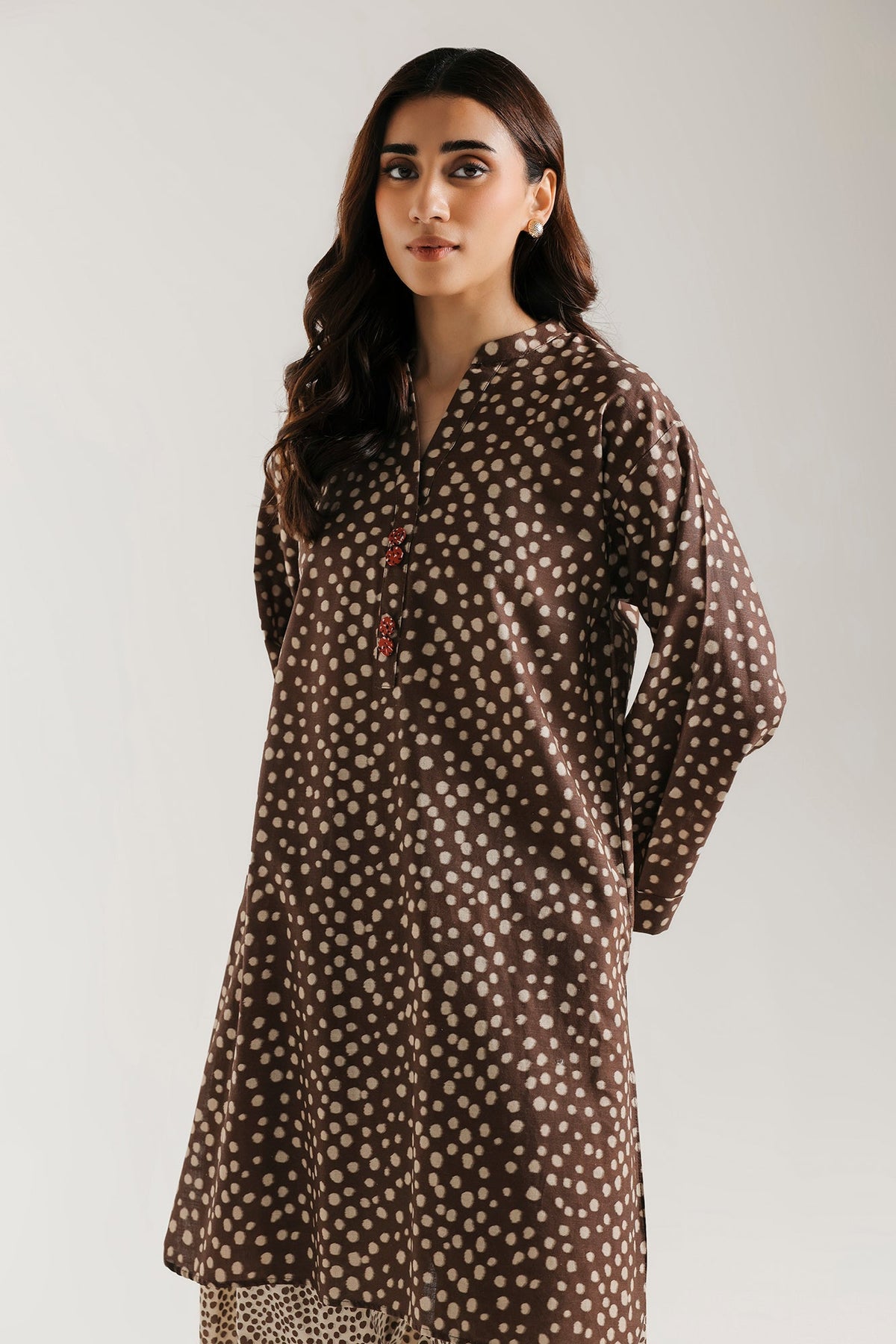 EMBROIDERED SUIT (E9798-102-803)