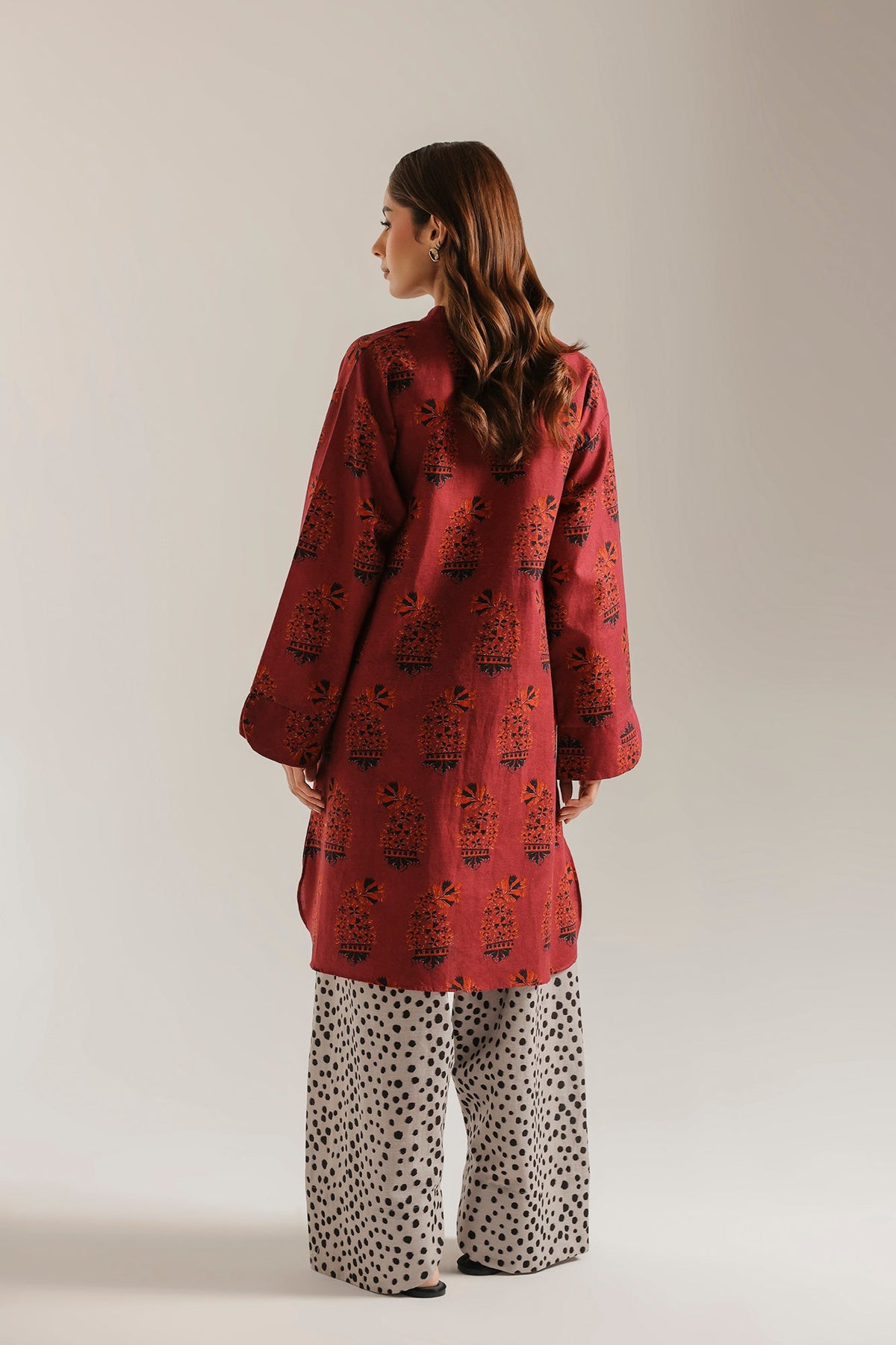 EMBROIDERED SUIT (E9807-102-405)