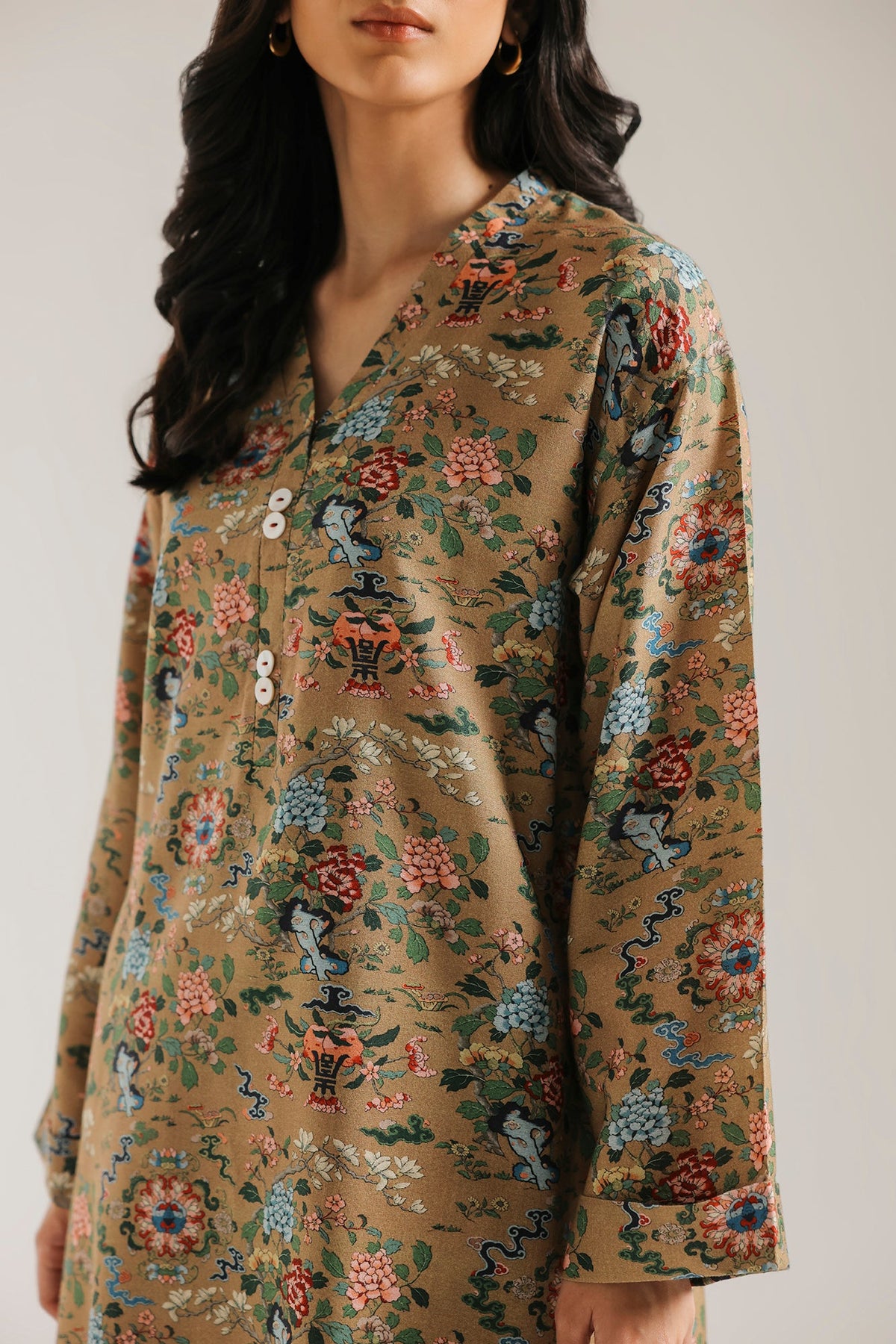EMBROIDERED SUIT (E9820-102-121)