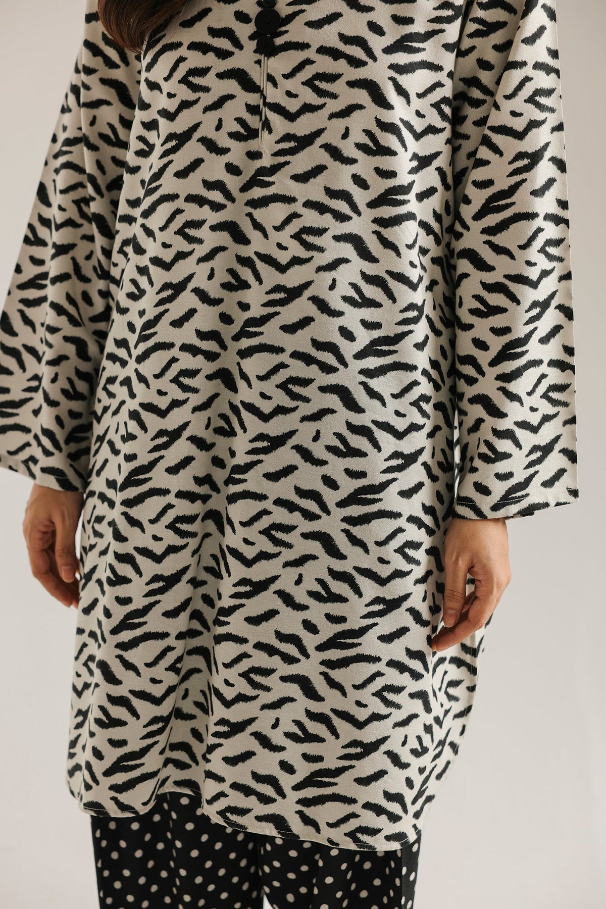 PRINTED SUIT (E9825-102-002)