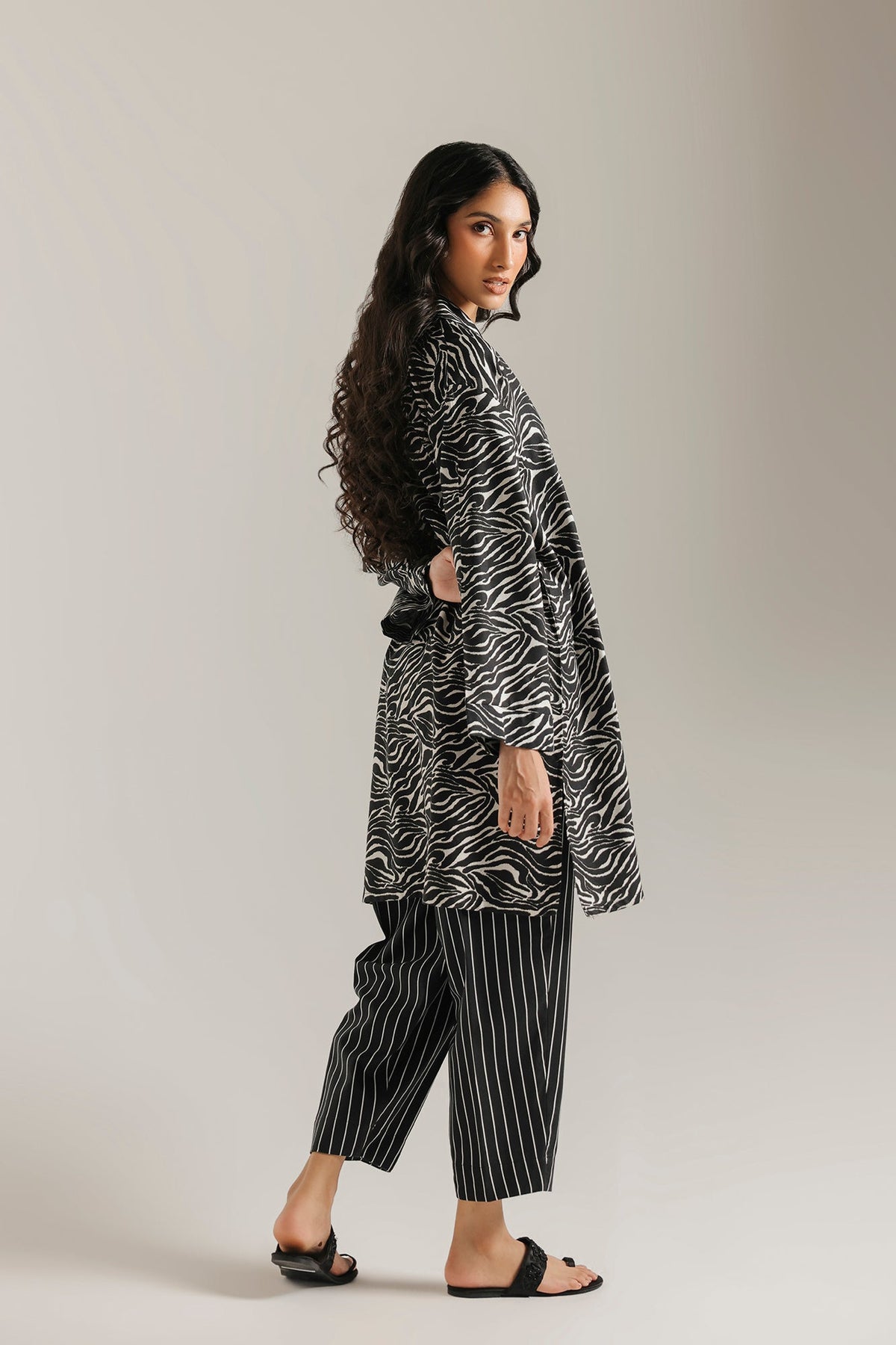 PRINTED SUIT (E9831-102-001)