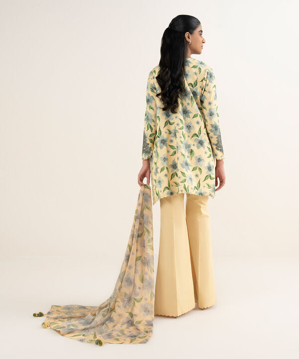 3 Piece - Embroidered Lawn Suit