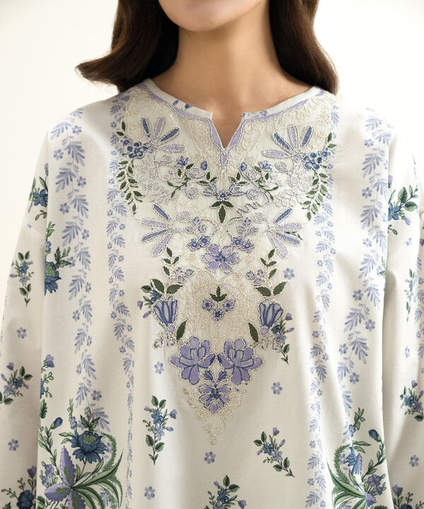 3 Piece - Embroidered Lawn Suit