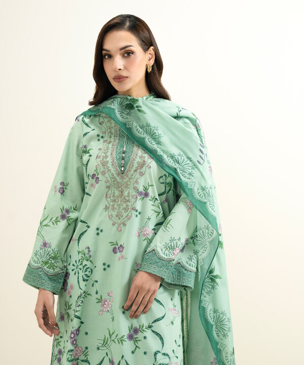 3 Piece - Embroidered Lawn Suit