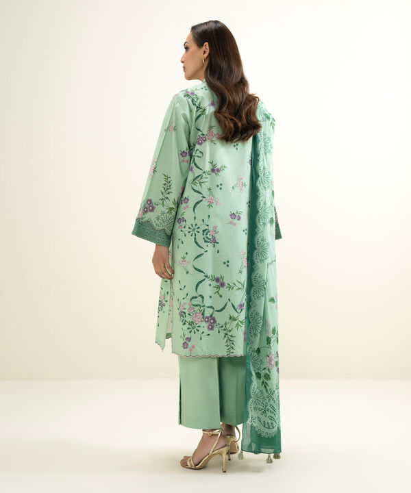 3 Piece - Embroidered Lawn Suit