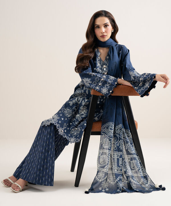 3 Piece - Embroidered Lawn Suit