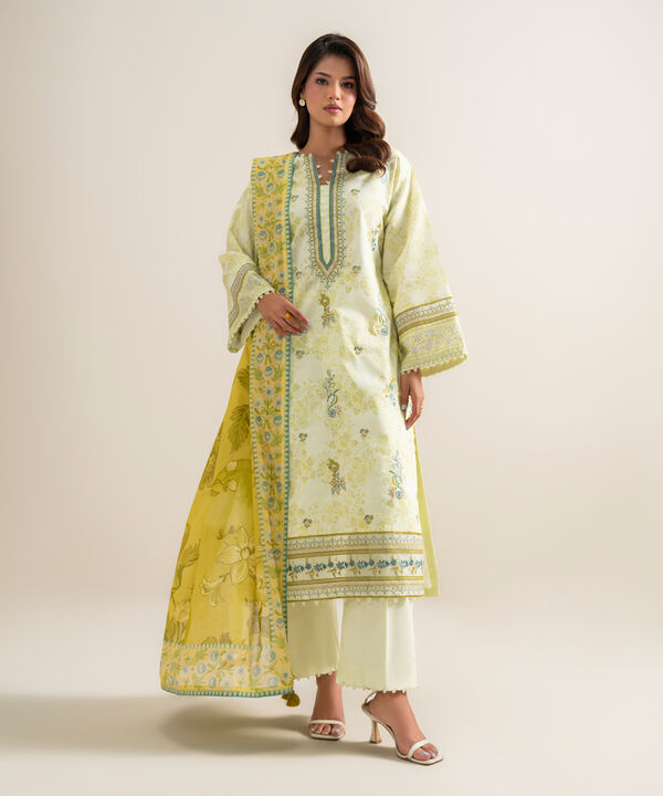 3 Piece - Embroidered Lawn Suit