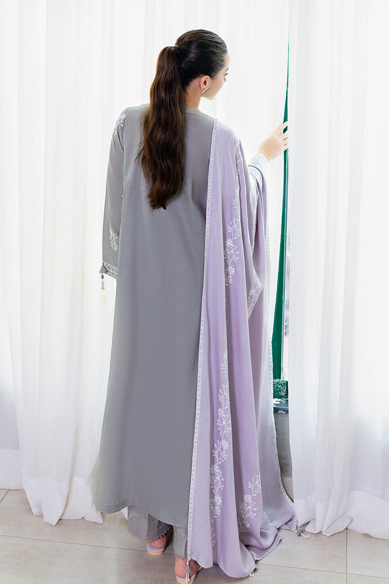 https://cdn.shopify.com/s/files/1/0178/4492/8612/files/ETHEREALVEIL_0000_7I0A5055.jpg?v=1757762657