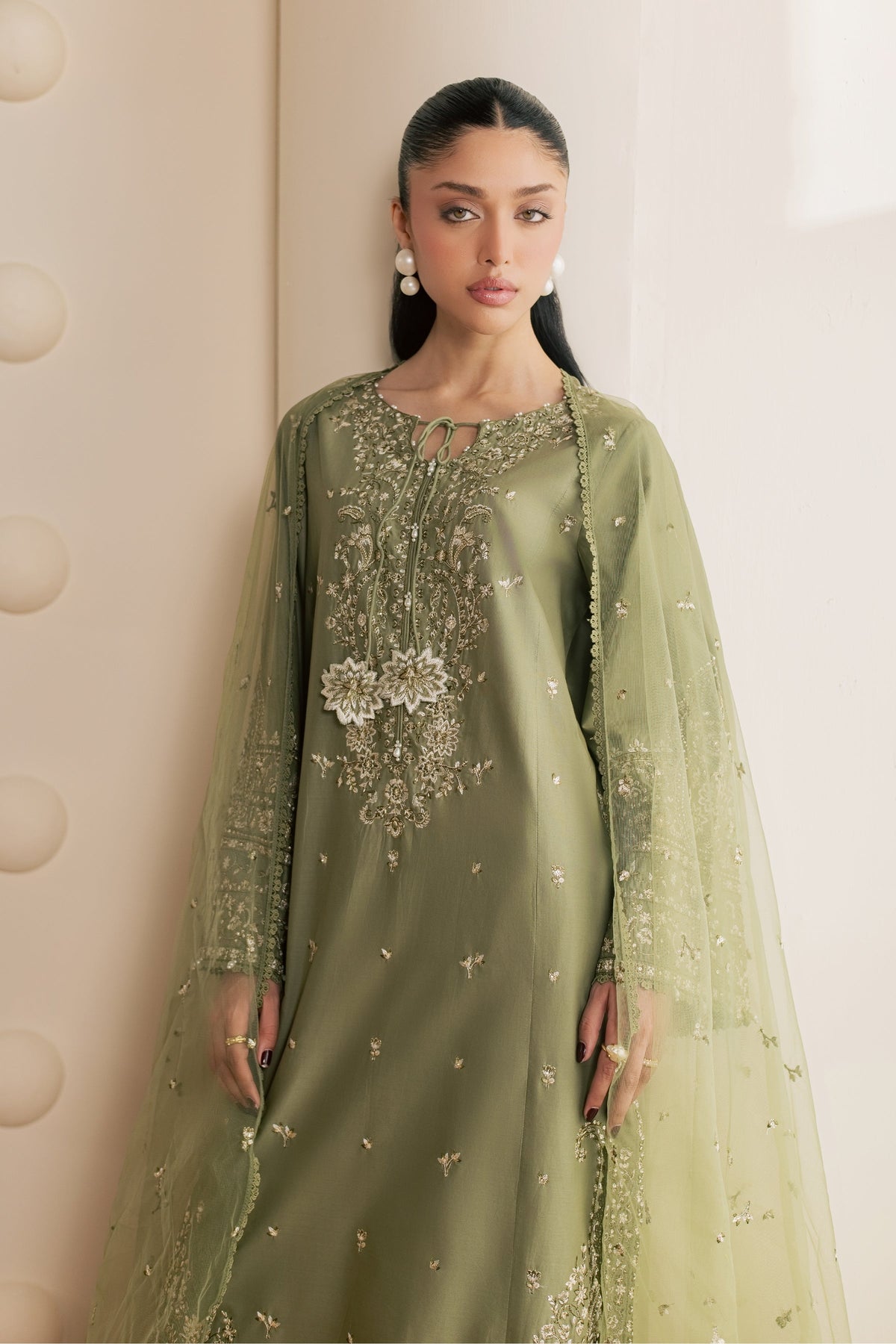Eiran 3Pc - Embroidered Cambric Pret