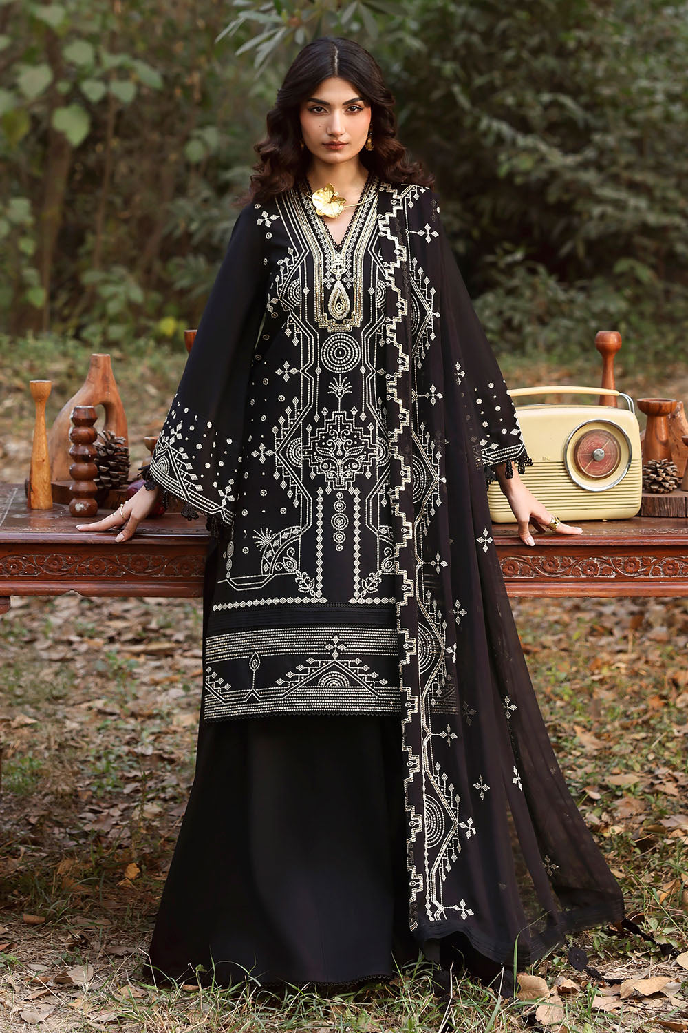 3 Piece Embroidered Lawn Suit with Embroidered Chiffon Dupatta
