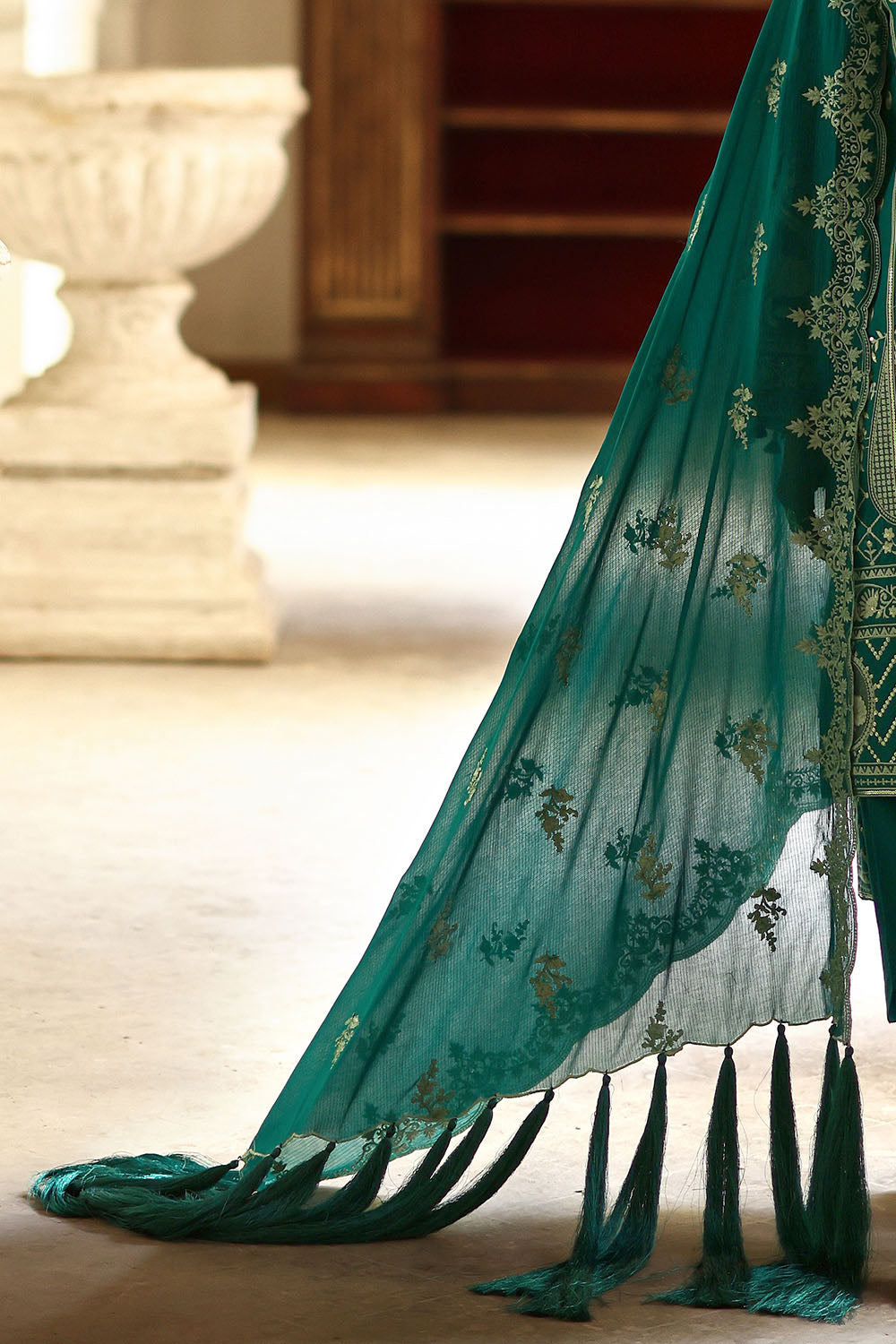 3 Piece Embroidered Lawn Suit with Organza Applique Borders and Embroidered Denting Lawn Dupatta
