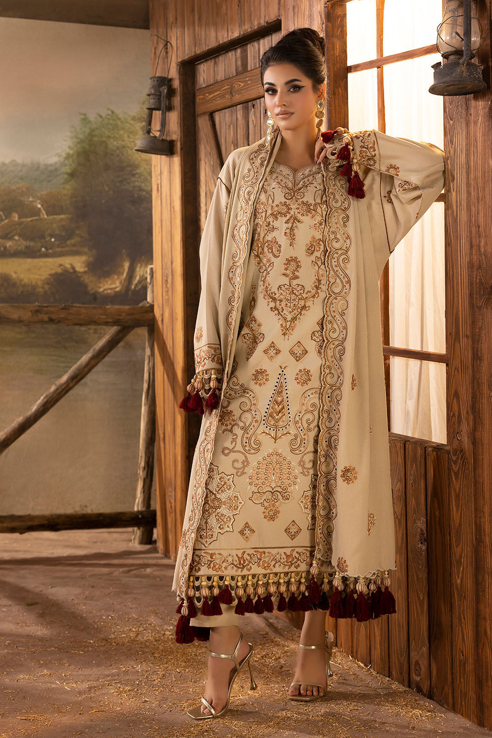3 Piece Embroidered Karandi Suit With Dupatta