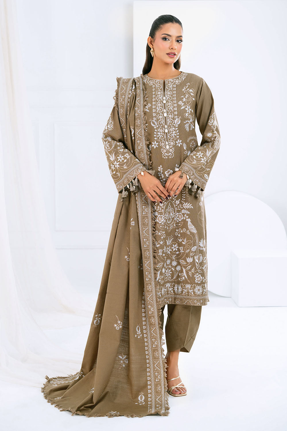 3 Piece Embroidered Khaddar Suit With Dupatta