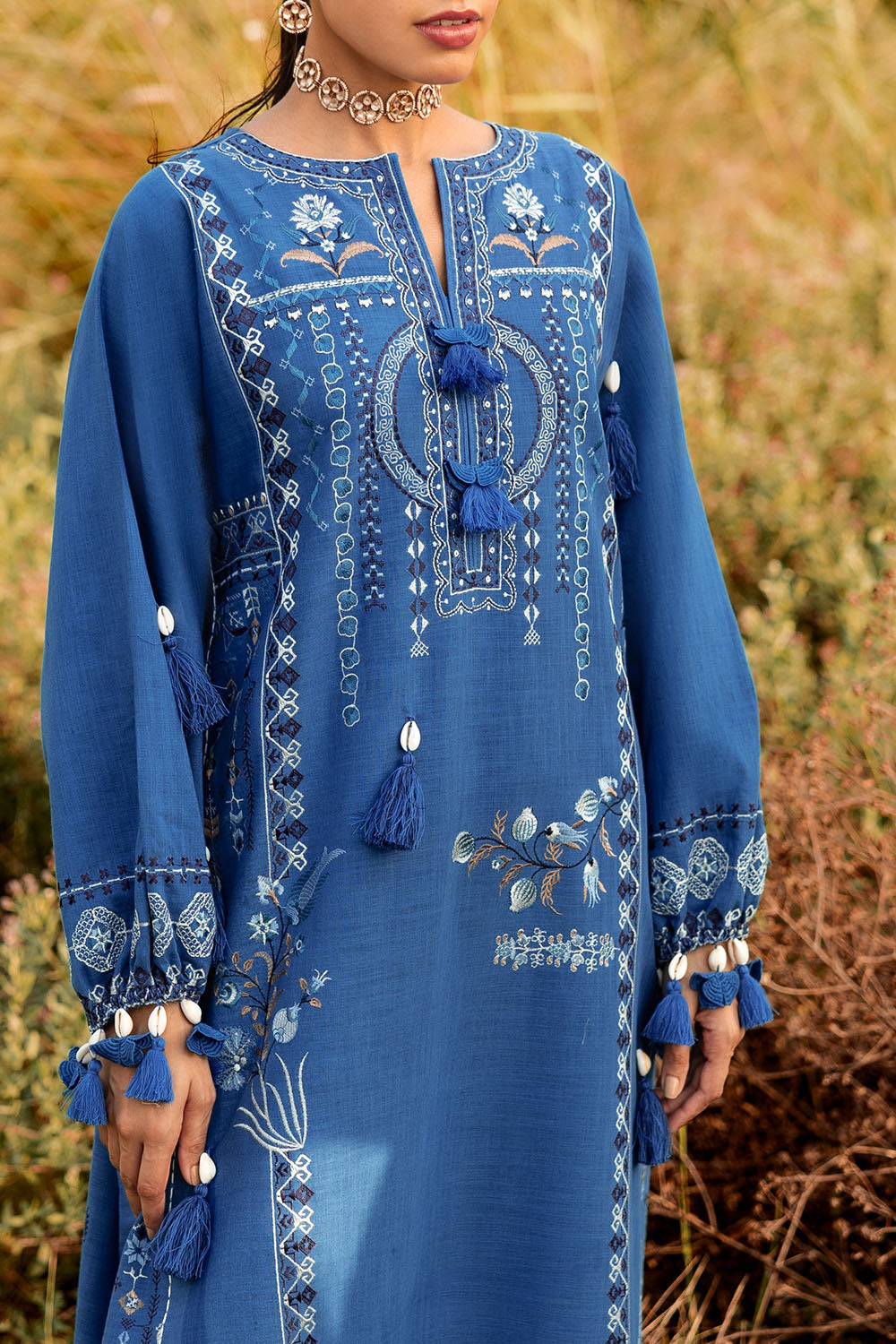 2 Piece Embroidered Khaddar Suit With Borders And Sleeve Bunches On Organza