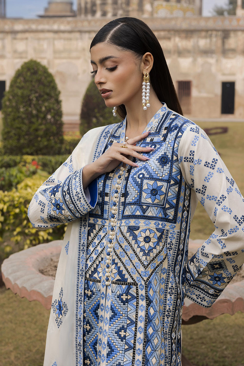 3 Piece Embroidered Lawn Suit with Embroidered Borders