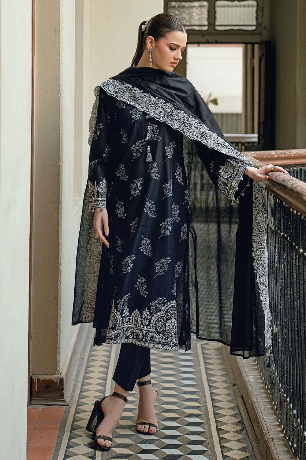 https://cdn.shopify.com/s/files/1/0706/3253/8159/files/Embroidered-Lawn-Dupatta-Embroidered-Printed-Lawn-Shirt-Dyed-Trouser-Gulahmed-DN-52028-Front.jpg?v=1775031869
