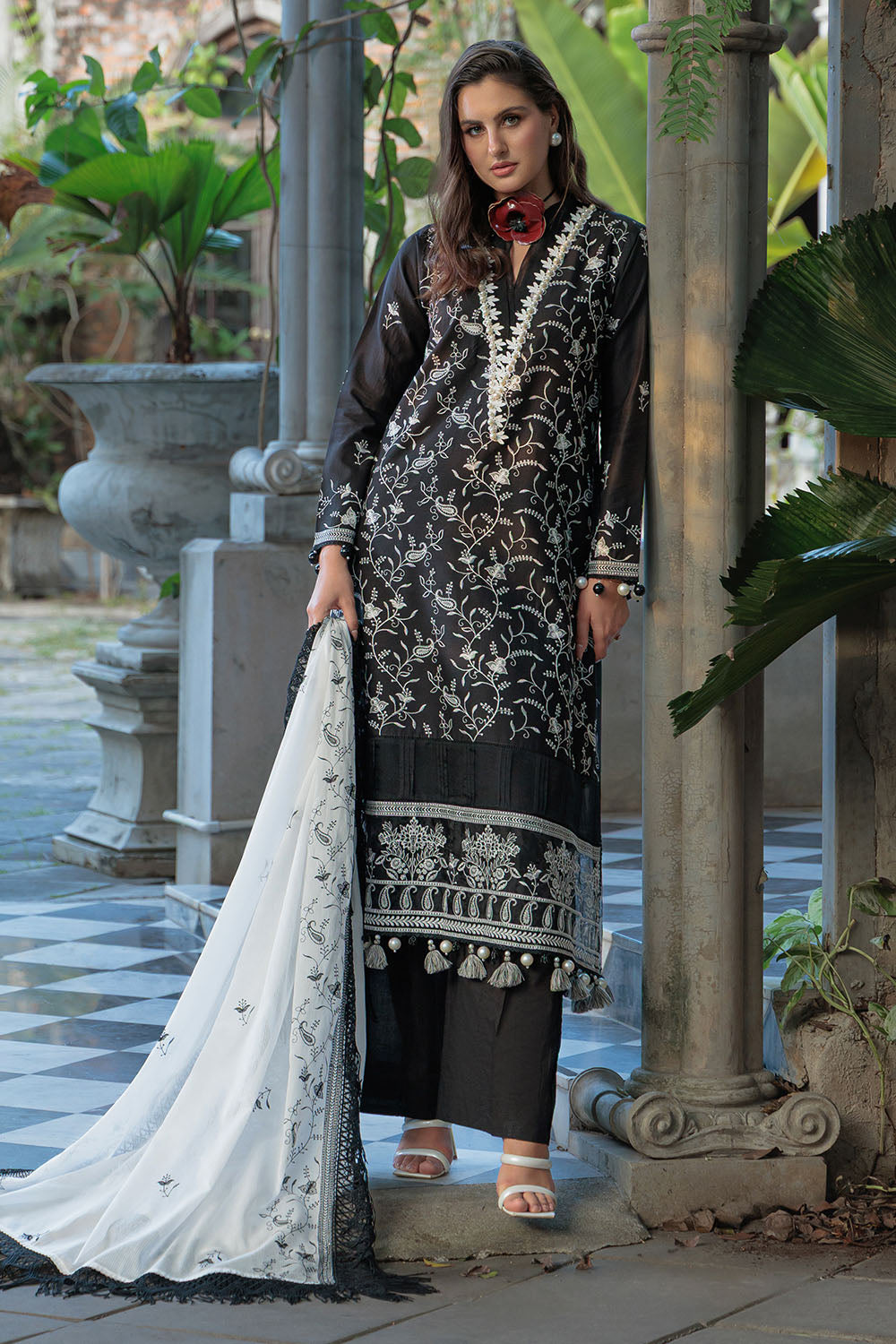 3 Piece Embroidered Lawn Suit With Embroidered Denting Dupatta