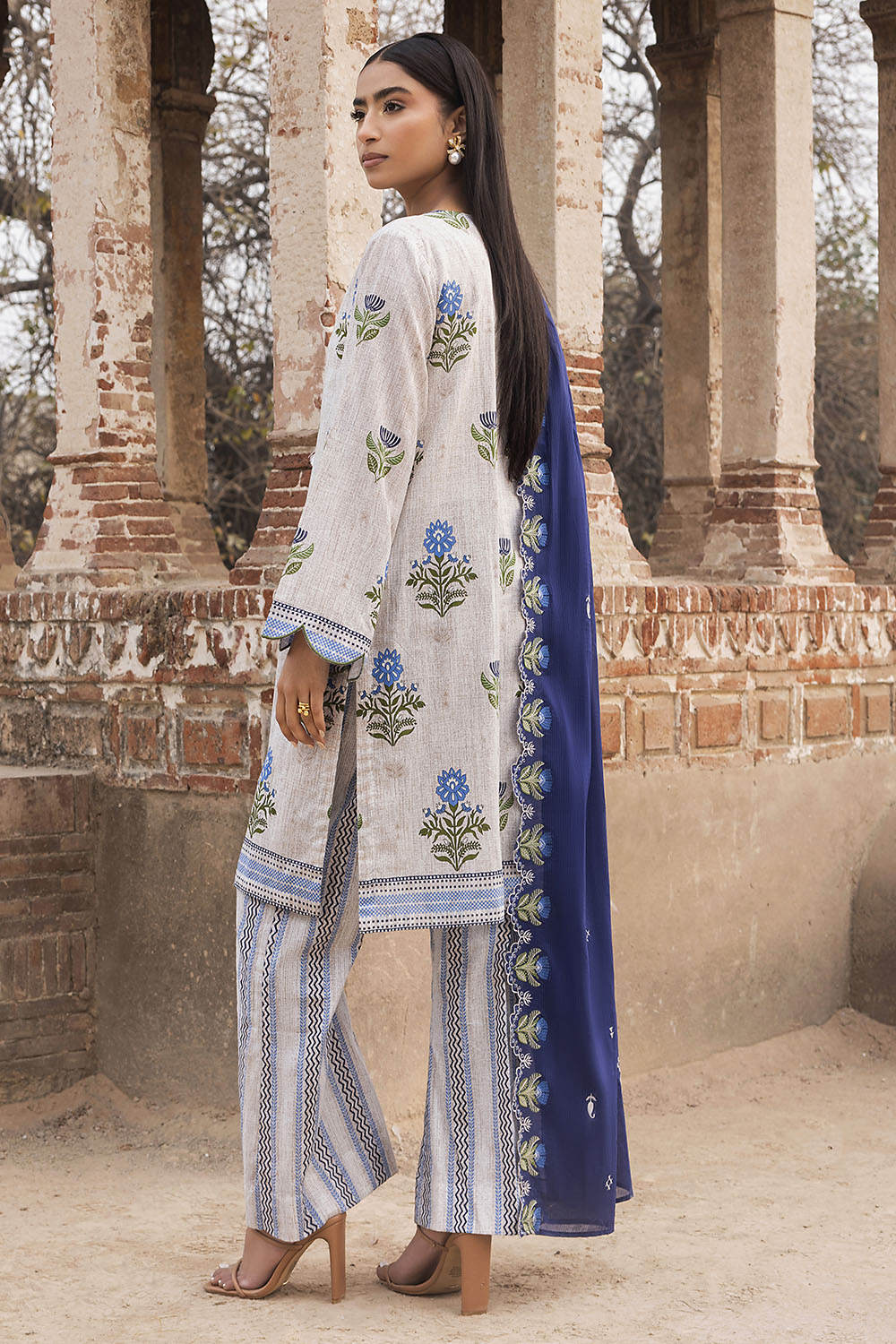 3 Piece Printed Lawn Suit With Embroidered Denting Dupatta And Printed Trouser