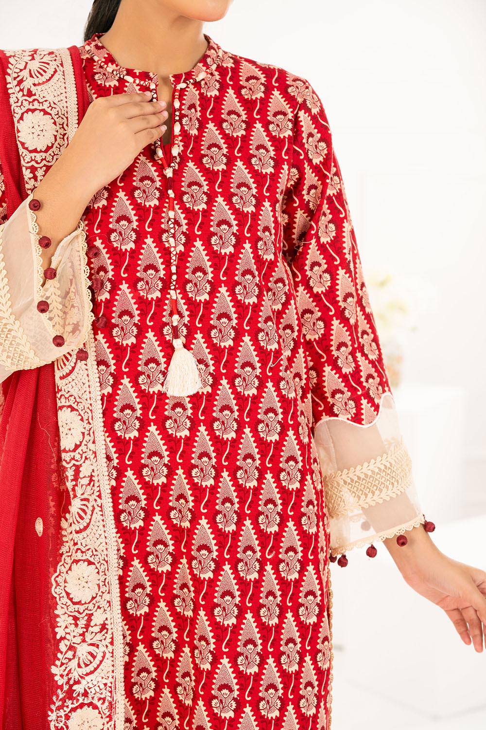 3 Piece Embroidered Khaddar Suit With Net Dupatta