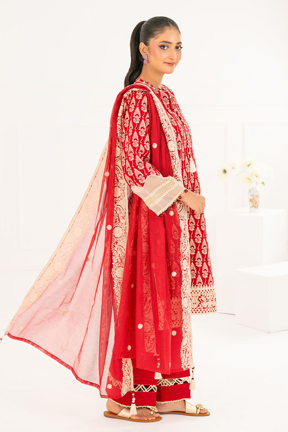 3 Piece Embroidered Khaddar Suit With Net Dupatta