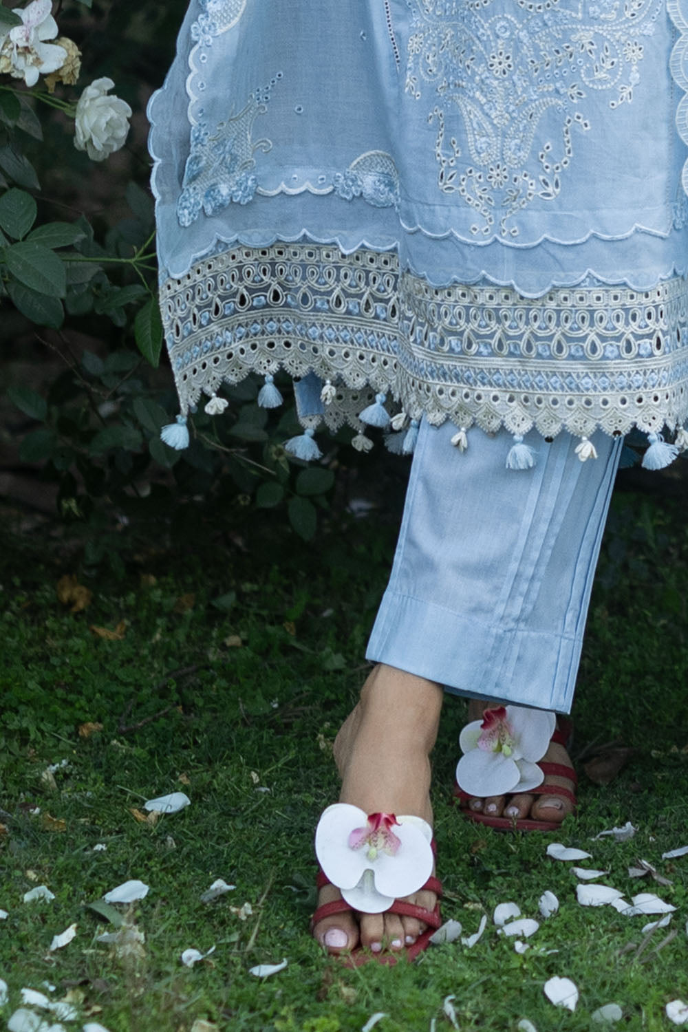 3 Piece Embroidered Lawn Suit with Embroidered Organza Borders and Embroidered Paper Cotton Dupatta