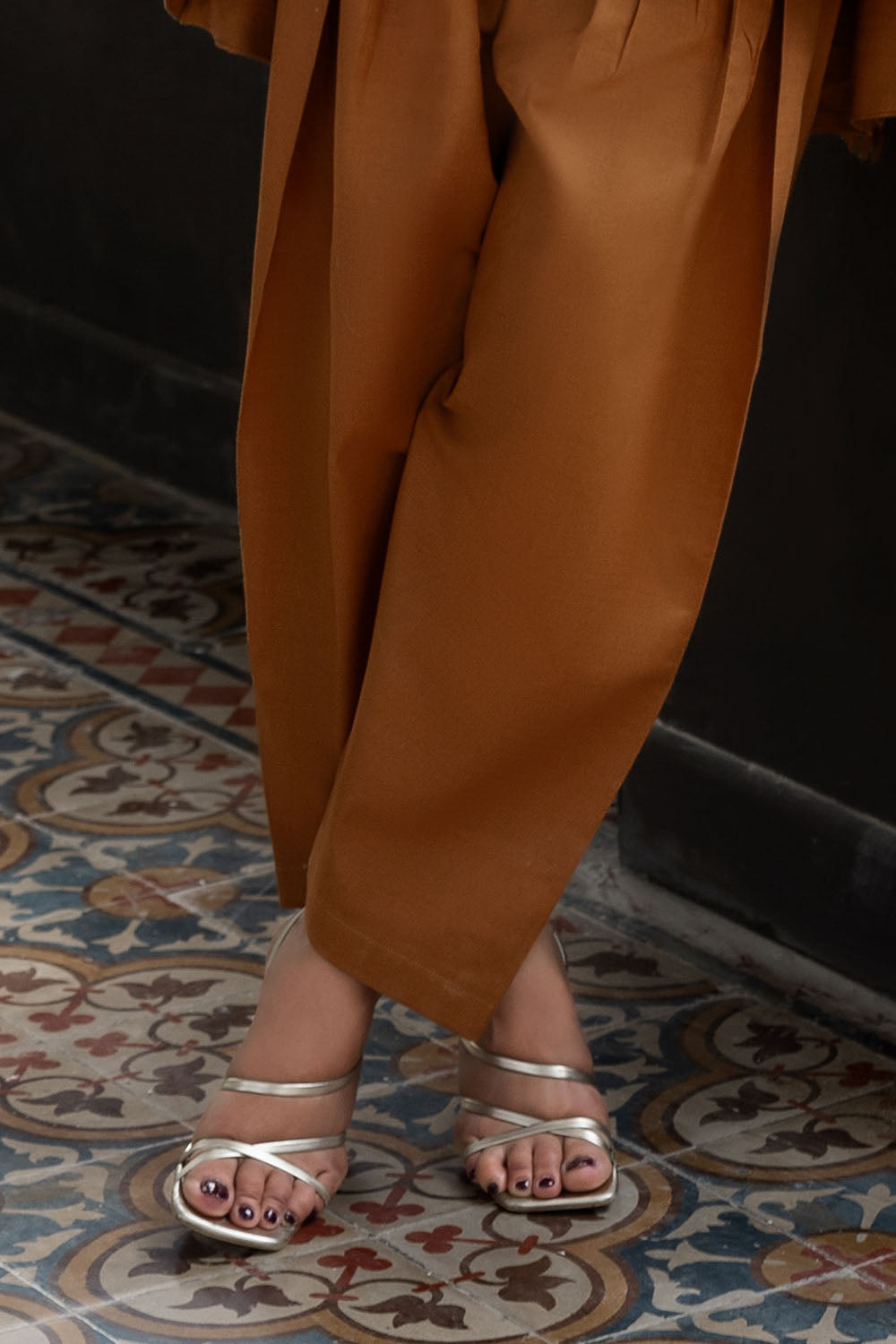 3 Piece Embroidered Khaddar Suit with Pashmina Shawl