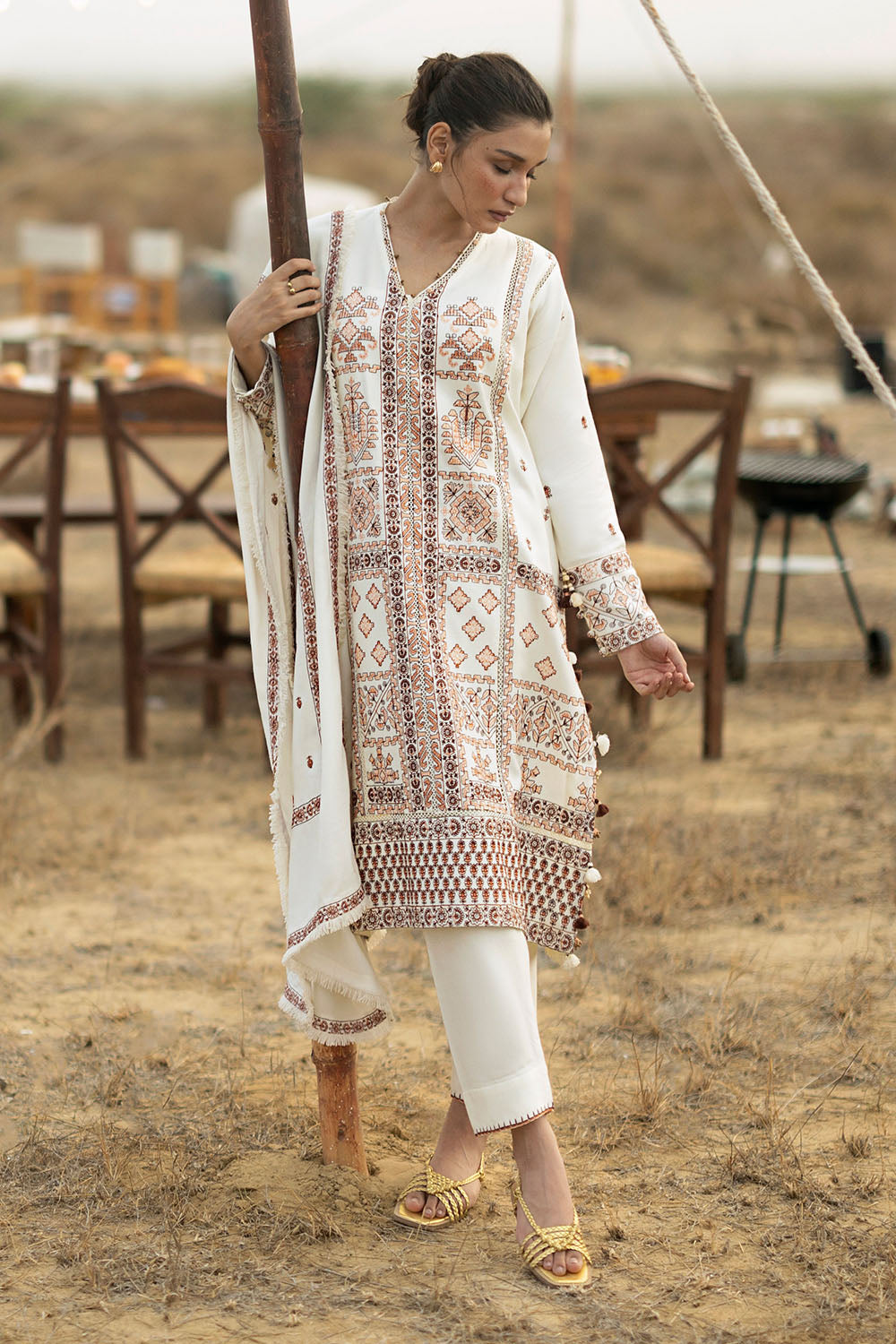3 Piece Embroidered Pashmina Suit with Embroidered Pashmina Dupatta
