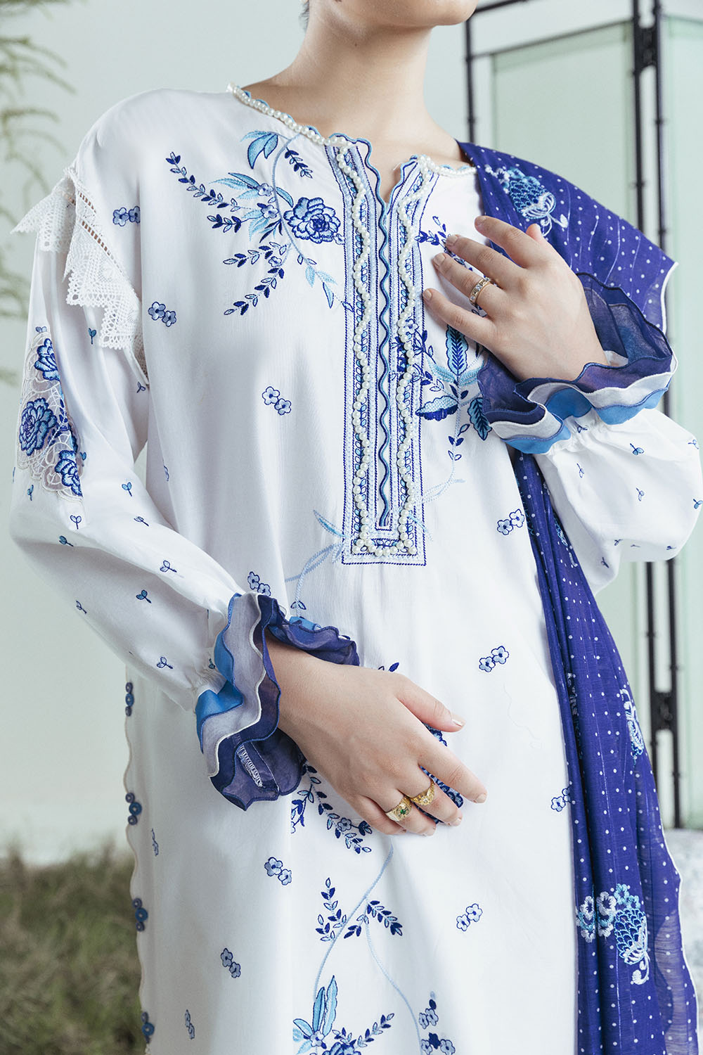 3 Piece Embroidered Lawn Suit with Bunches and Zari Dupatta