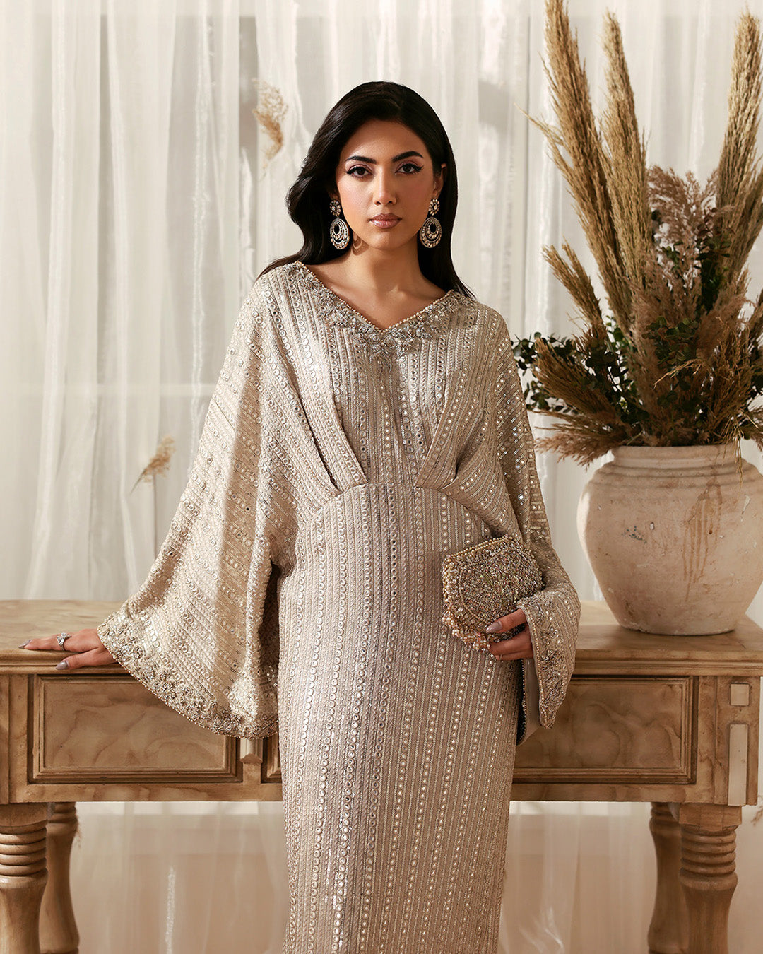 https://cdn.shopify.com/s/files/1/0262/2531/1795/files/Emel2.jpg?v=1768088555