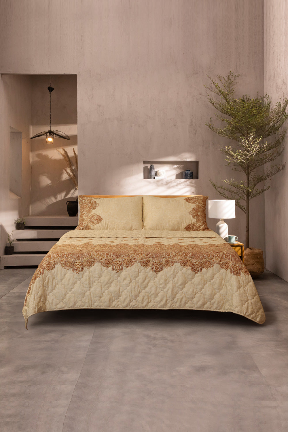Ethnic Gold T-300 Bed Throw