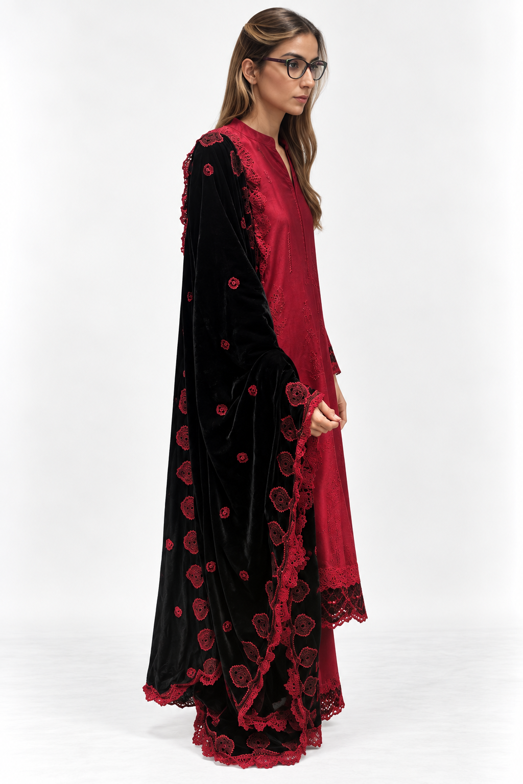 NAZNEEN-WS26-04