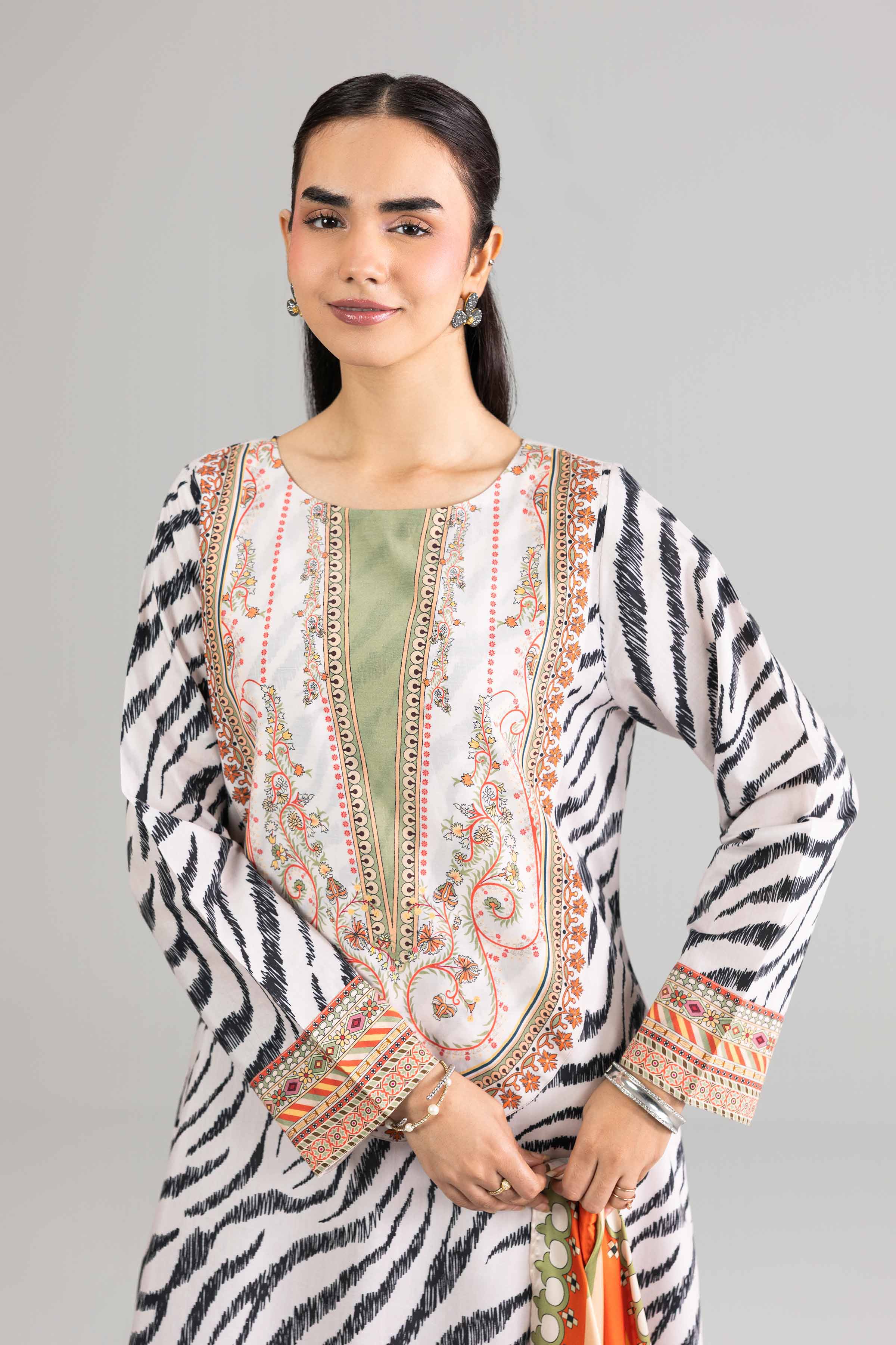 https://cdn.shopify.com/s/files/1/0534/2065/4791/files/FE26-97-_4.jpg?v=1772610586