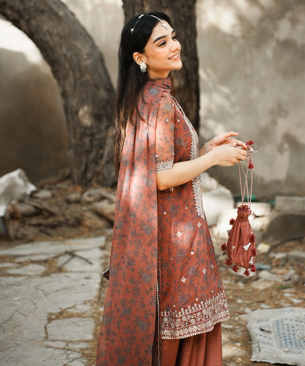 3 Piece - Embroidered Chiffon Suit