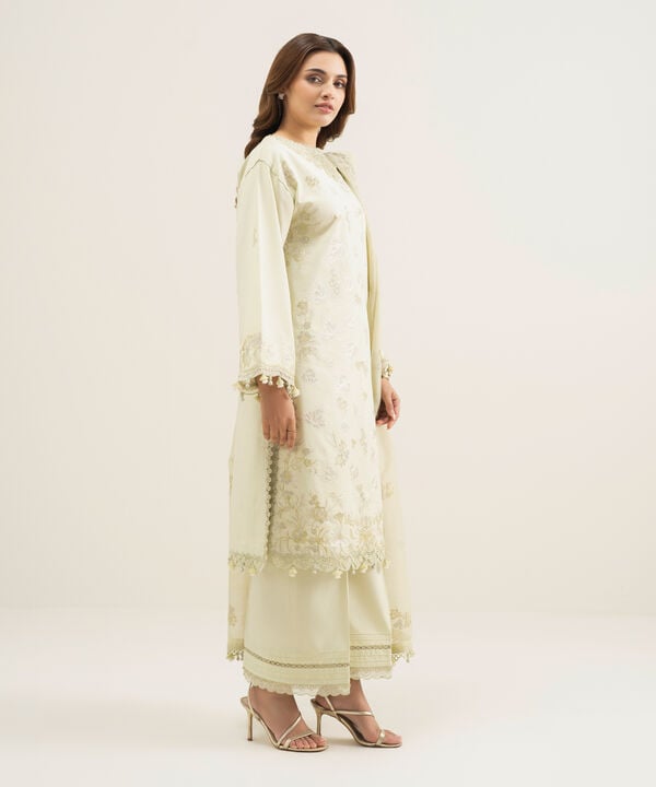 3 Piece - Embroidered Lawn Suit