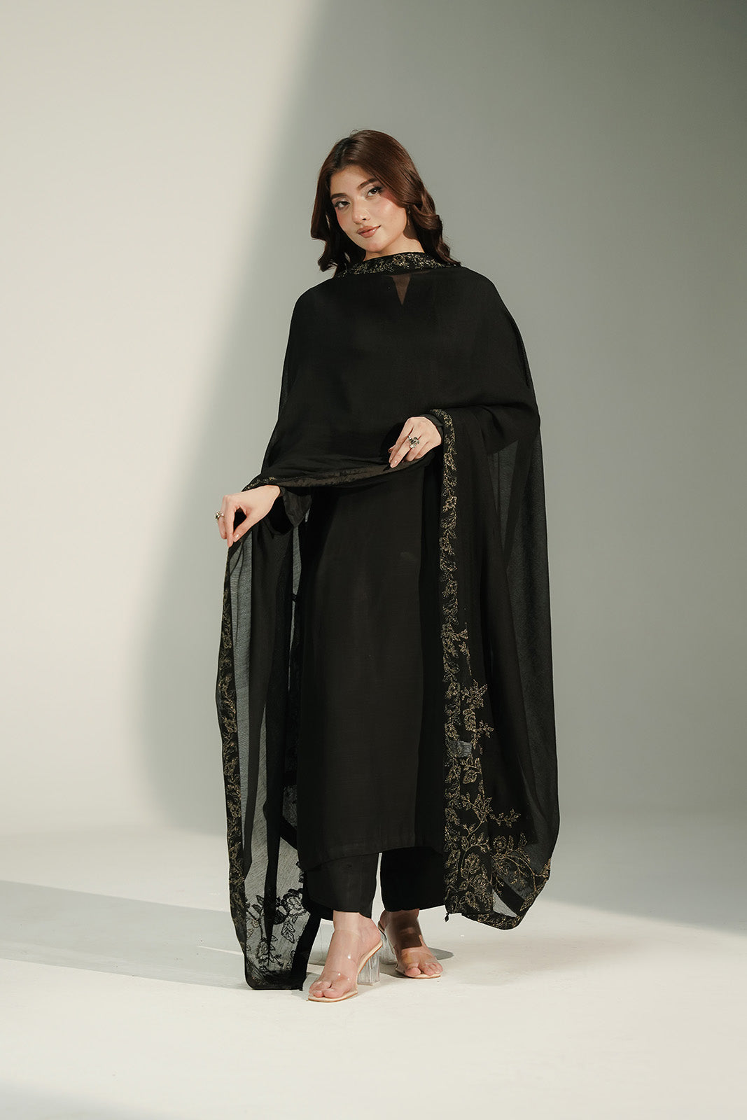 1 Piece Khaddi Net Embroidered Shawl (FH0036)