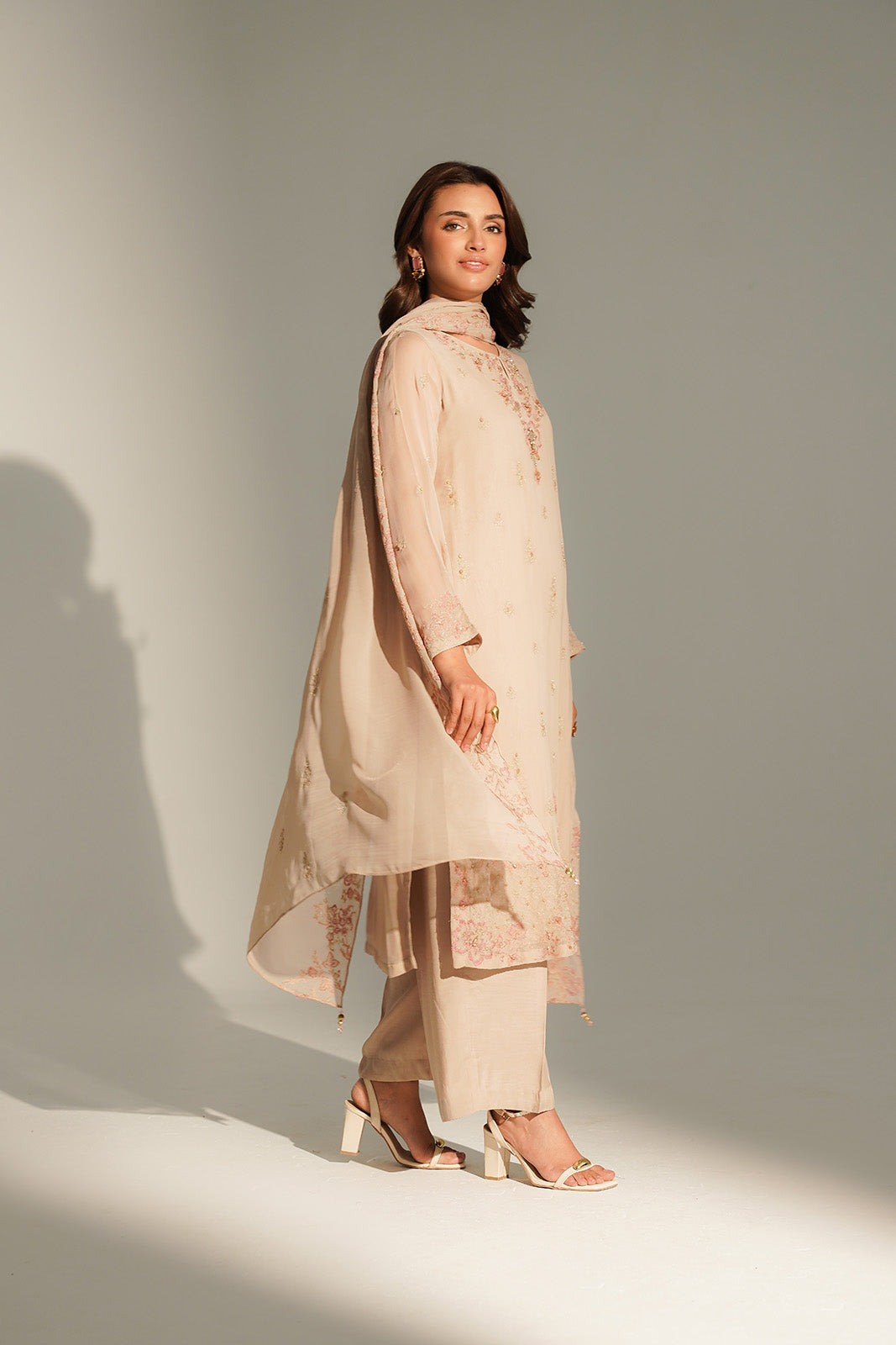 3 Piece Chiffon Embroidered Suit (FL0153)