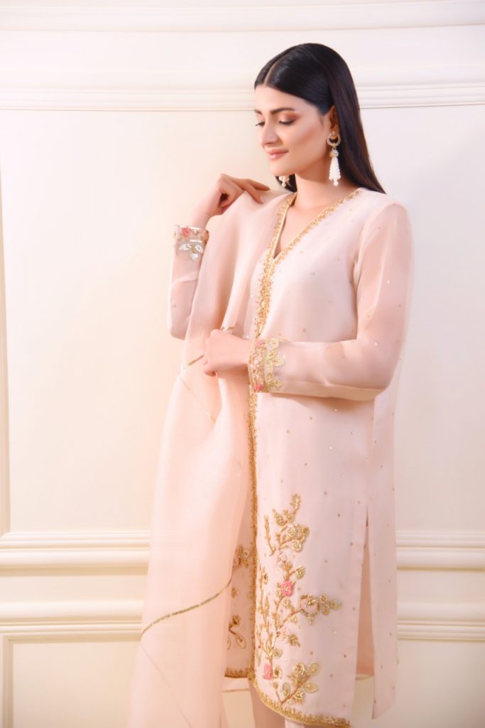 https://cdn.shopify.com/s/files/1/0282/3926/5889/products/FR-42-3-683x1024.jpg?v=1755264398