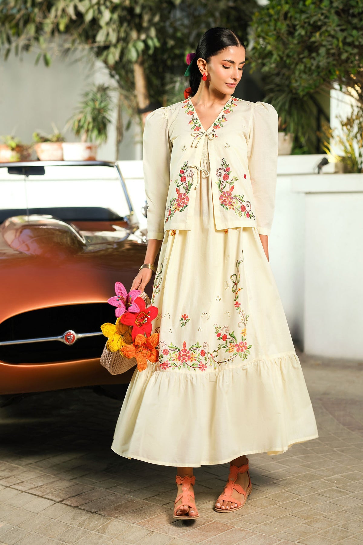 2 Pc Embroidered Slub Lawn Suit