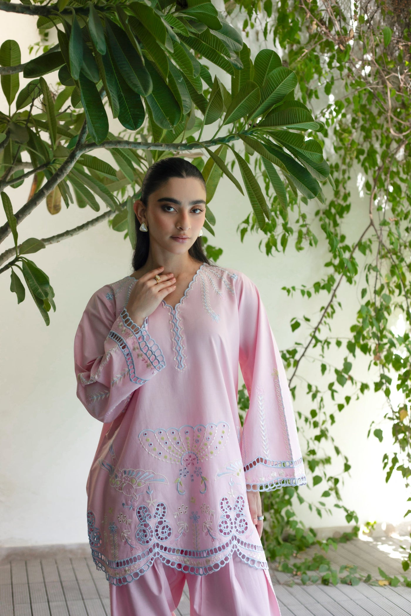 https://cdn.shopify.com/s/files/1/0904/3817/2979/files/FROSTEDLILAC-SoftPink.jpg?v=1769038555