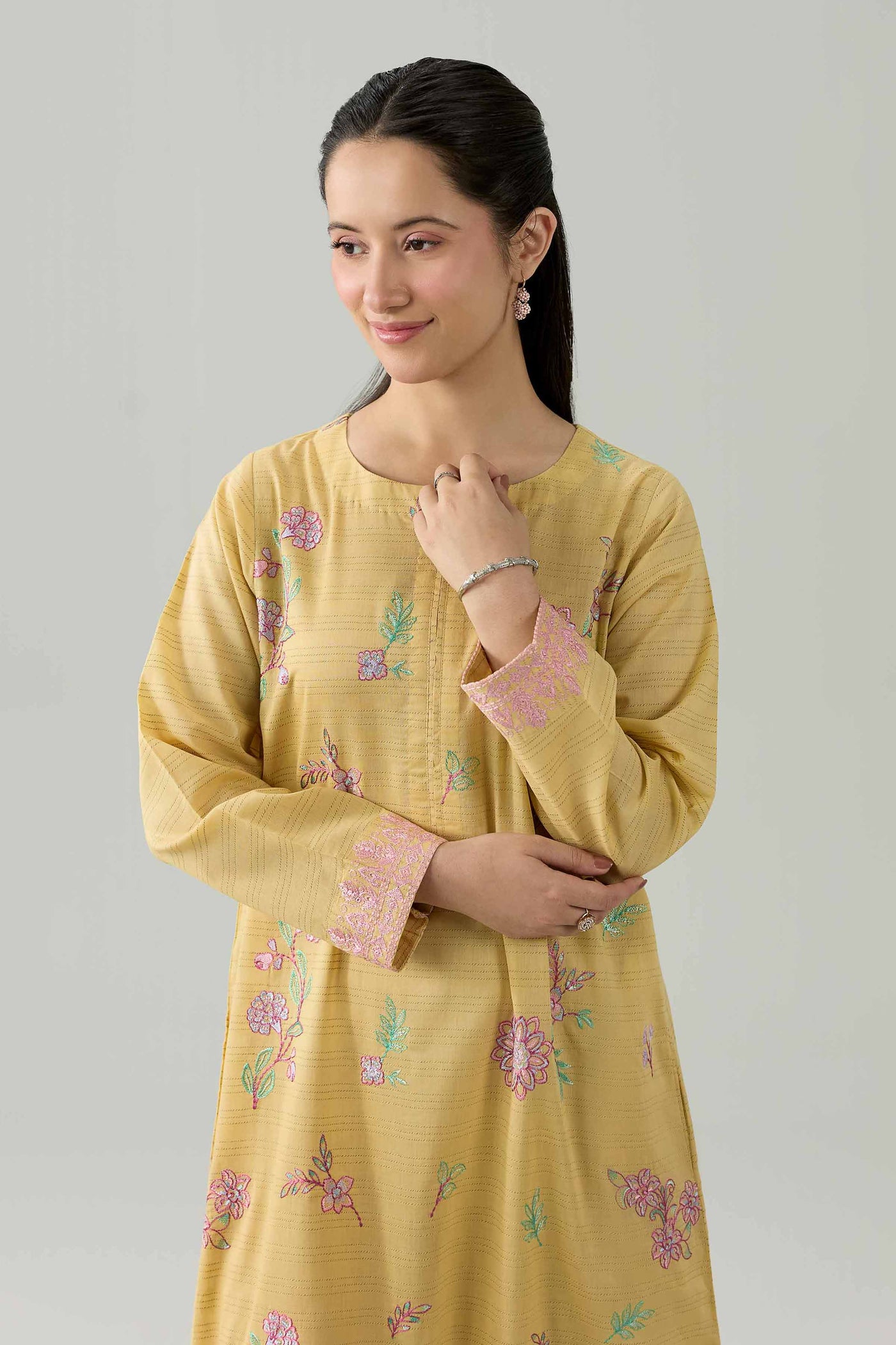 https://cdn.shopify.com/s/files/1/0534/2065/4791/files/FS26-20--_1.jpg?v=1780291153