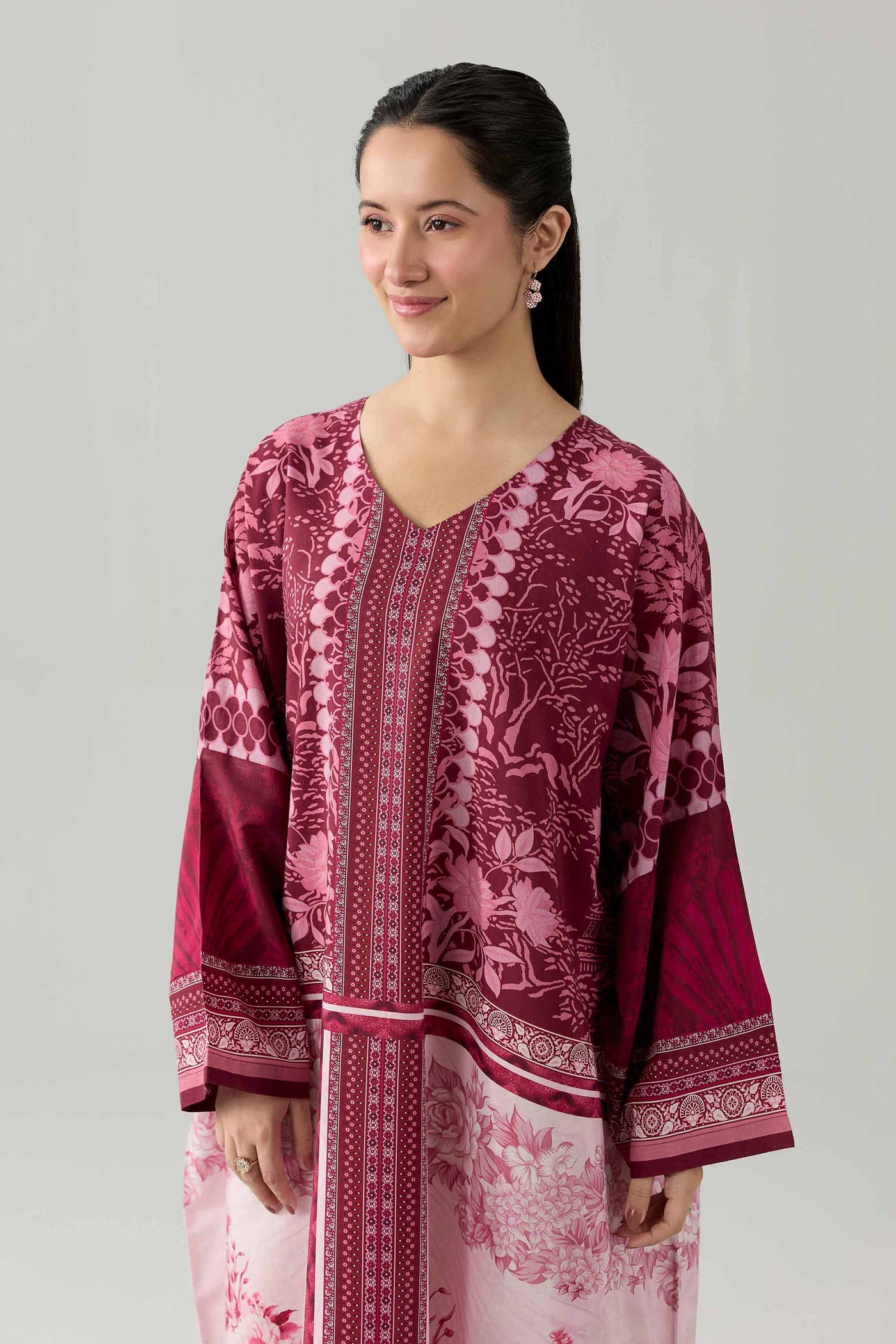 https://cdn.shopify.com/s/files/1/0534/2065/4791/files/FS26-27--_6.jpg?v=1780293245