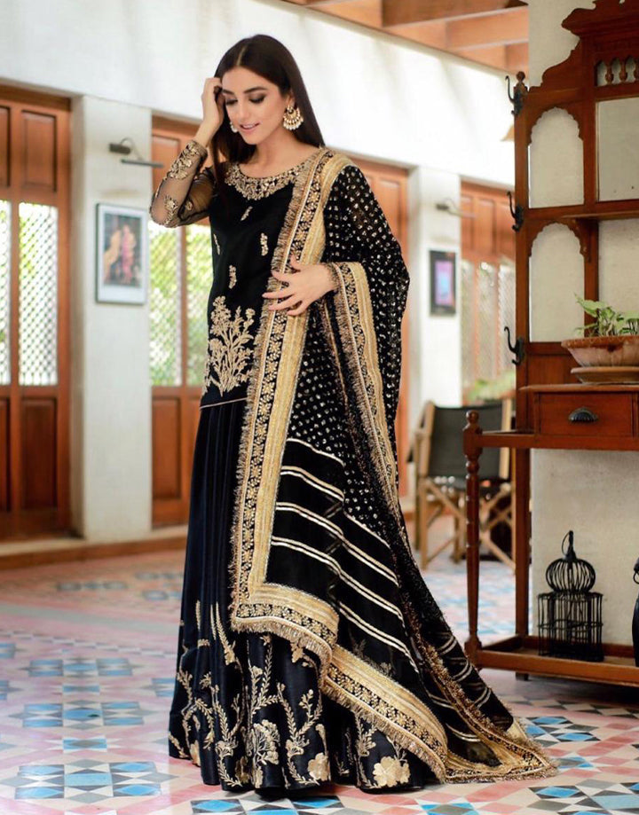 https://cdn.shopify.com/s/files/1/0262/2531/1795/products/FSS_0000_Zartaj-02_0000_Zartaj-01.jpg?v=1591337095